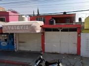 CASA EN VENTA CON LOCAL COMERCIAL EN NEZAHUALCOYOTL....