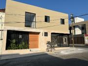 Casa en venta con local en la Col. Chapultepec Sur en...