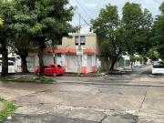 CASA EN VENTA CON LOCAL SOBRE AV. CENTRAL FRACC. GUADALUPE