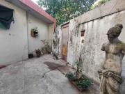 CASA EN VENTA CON LOCAL Y PATIO EN VILLA URQUIZA