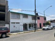 Casa en Venta con Locales Comerciales Toluca