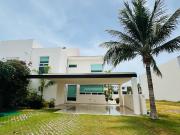 Casa en venta con muelle en Isla Dorada, Zona Hotelera,...