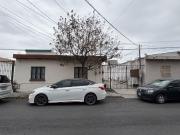 CASA EN VENTA CON OPORTUNIDAD PARA NEGOCIO EN EL CENTRO...