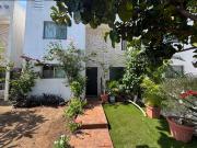 CASA EN VENTA CON PANELES SOLARES UBICADA EN LAS...