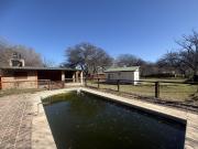 Casa en Venta con pileta y Quincho