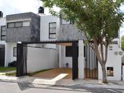 Casa en venta con Piscina en Caucel Mérida Yucatán