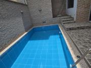 Casa en Venta con Piscina Privada en Condominio...