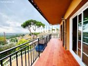 Casa en venta con piscina y vistas al mar en Mas Mora,...