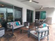 Casa en venta con recámara en PB y con alberca en...