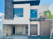 CASA EN VENTA CON RECÁMARA EN PLANTA BAJA BOSQUES DEL...