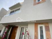 Casa en VENTA con recámara en planta baja en Juriquilla