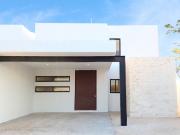 CASA EN VENTA CON RECAMARA EN PLANTA BAJA EN PRIVADA