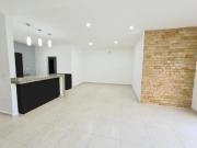 CASA EN VENTA CON RECAMARA EN PLANTA BAJA EN ZONA...