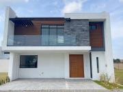 Casa En Venta Con Recamara En Planta Baja Parque Chiapas