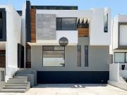 Casa en Venta con Recámara en Planta Baja Zibatá Querétaro