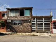 Casa en Venta con Recamara Planta Baja Jacarandas