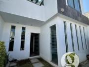 CASA EN VENTA CON REMODELACIÓN Y EQUIPAMIENTO | LA...