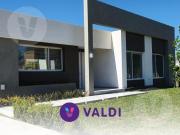 Casa en venta con renta Barrio Santa Juana, Canning