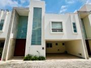 CASA EN VENTA CON ROOF EN CD. JUDICIAL
