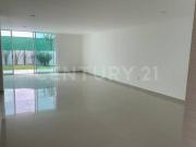 Casa en venta con Roof Garden en Lomas de Juriquilla,...