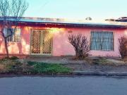 CASA EN VENTA CON SALON COMERCIAL EN PLOTTIER