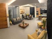 CASA EN VENTA CON SEGURIDAD EN BOSQUE ESMERALDA,...