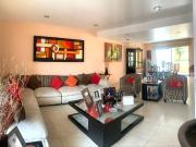 CASA EN VENTA CON SEGURIDAD EN LOMAS VERDES 6A SECCIÓN,...