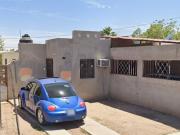 Casa en venta con sentencia firme en zona habitacional...
