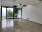 Casa en Venta con Tecnología Verde, 4 recámaras en...