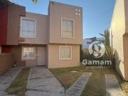 CASA EN VENTA CON TERRENO EXCEDENTE | PRIVADAS DE SANTA...