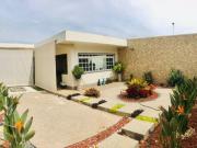 Casa en venta con un gran terreno en la tranquilidad de...