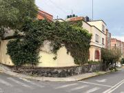 Casa en venta con uso de suelo comercial