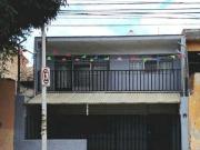 Casa en venta con uso de suelo comercial sobre Cruz del Sur
