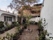 Casa en venta con uso de suelo mixto