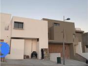 Casa en venta con vigilancia en Lomas de Juriquilla,...