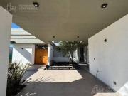 Casa en venta con vista al golf house y lago