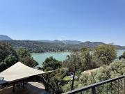 CASA EN VENTA CON VISTA AL LAGO