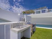 CASA EN VENTA CON VISTA AL LAGO