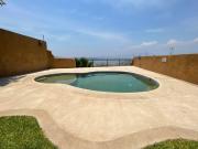 Casa en VENTA con VISTA al LAGO de TEQUESQUITENGO, MORELOS