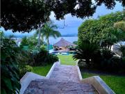 CASA EN VENTA CON VISTA AL LAGO SOTO