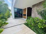 Casa en venta con vista espectacular a cenote y campo de...