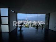 Casa en Venta con Vista Panorámica a la Ciudad Cumbres...