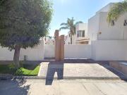 Casa en venta, Condominio Albatros, Villa Real,...