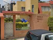 CASA EN VENTA CONDOMINIO CERRADO JARDINES DEL ALBA,...