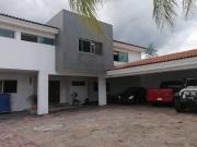 Casa en Venta, condominio los laureles, Tlajomulco de...