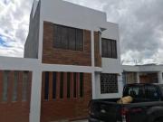 CASA EN VENTA CONJUNTO BALCONES DEL MILAGRO