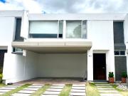 Casa en Venta – Conjunto Los Viñales