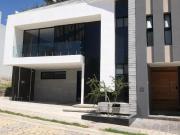 Casa en Venta construcción personalizada, súper precio,...