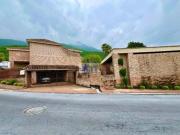 Casa en Venta Contry La Silla Guadalupe