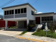 VENTA CASA EN CONTRY PRIMER SECTOR